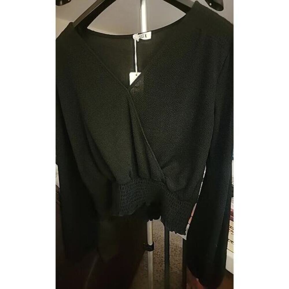 NEW West K Blouse Womens Large Cross Over Gathered Front Black A28 Excellent